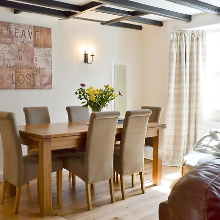 Four Seasons Holiday home *