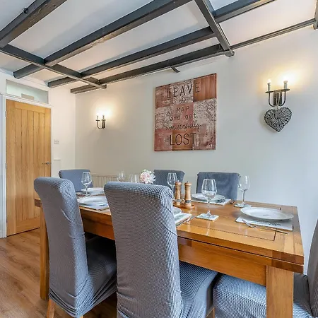 بيت للعطل Four Seasons