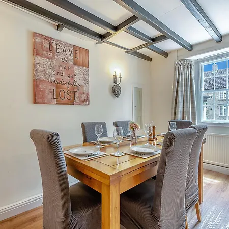 Four Seasons Pickering